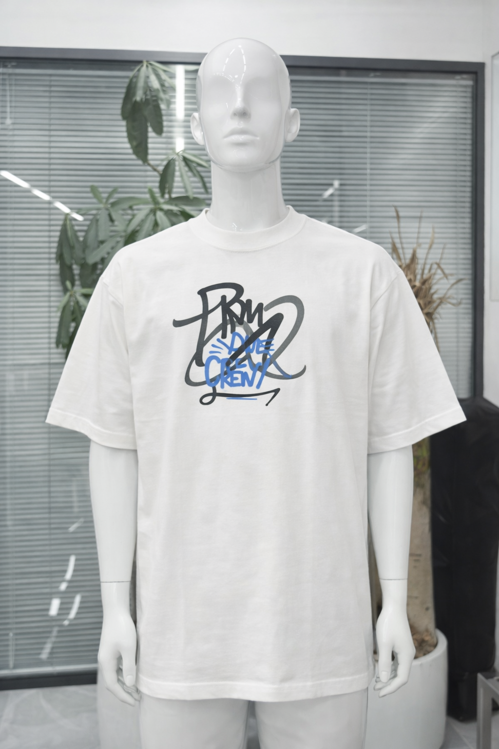 T-shirt Oversize Blanc Street Art “Rich One Boy” – Design Graffiti | Taille L