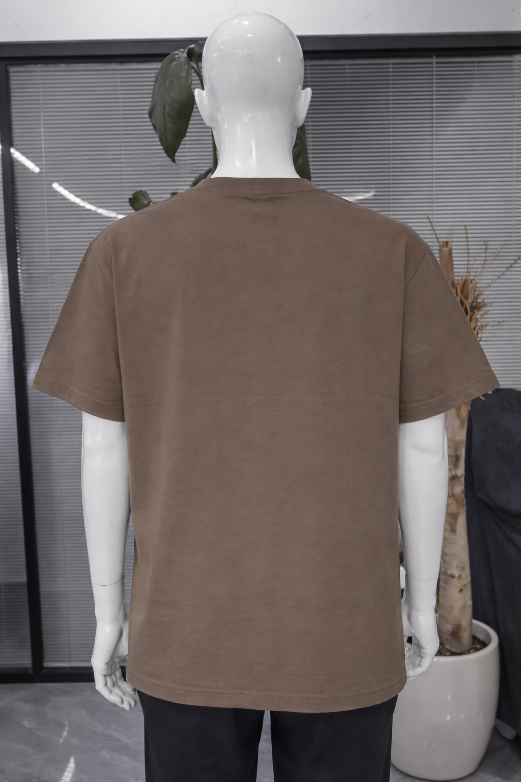 T-shirt Oversize Marron Streetwear – Print “BLVREMO” Néon | Taille L